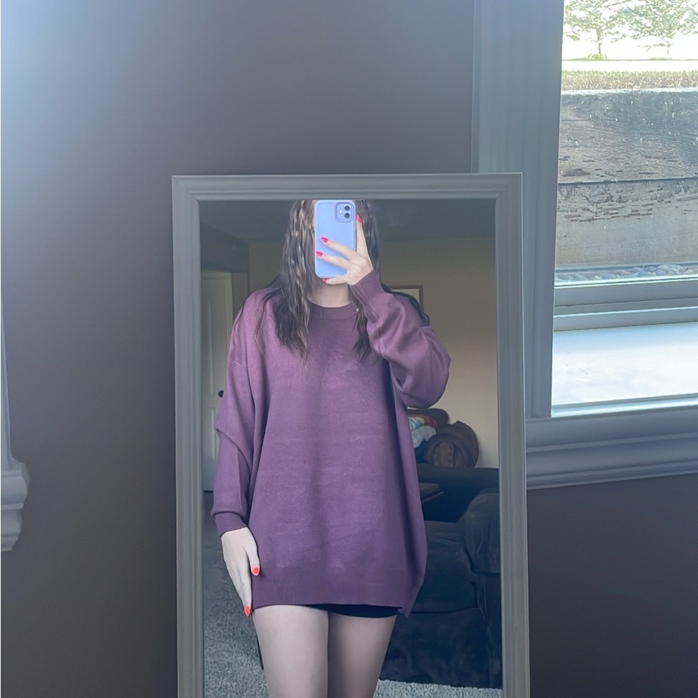 Sweater - Picture 5 of 6